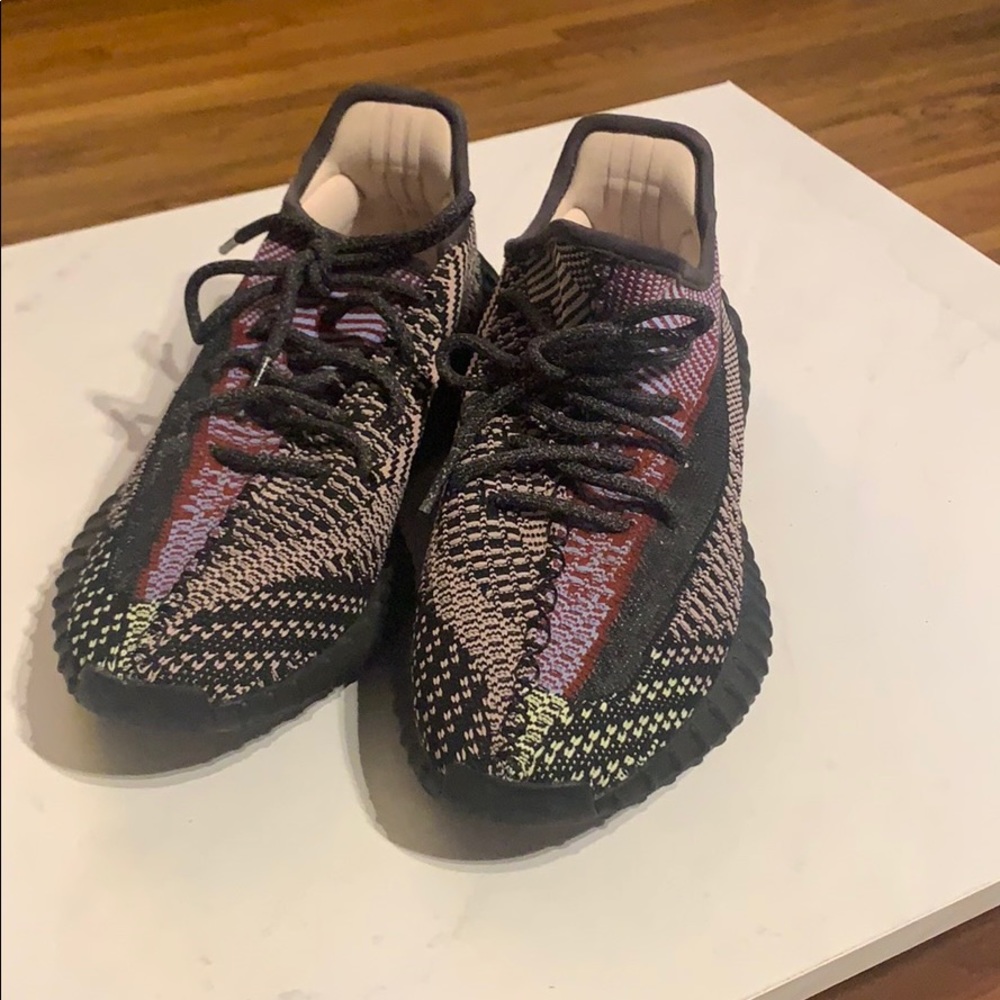 YEEZY BOOST 350